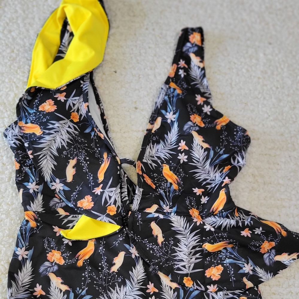 Bikini size L new